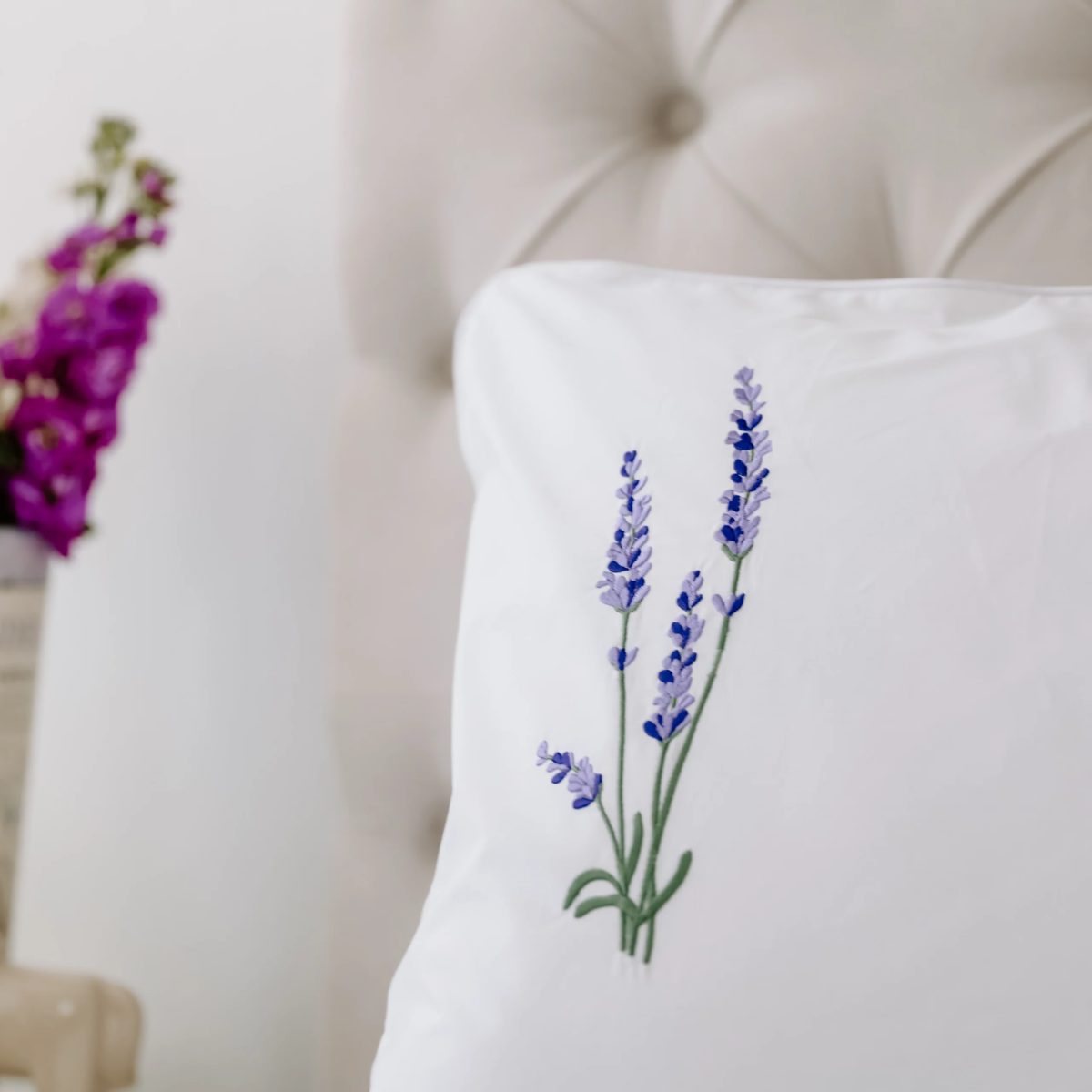 Set 2 fețe de pernă – broderie Lavandă