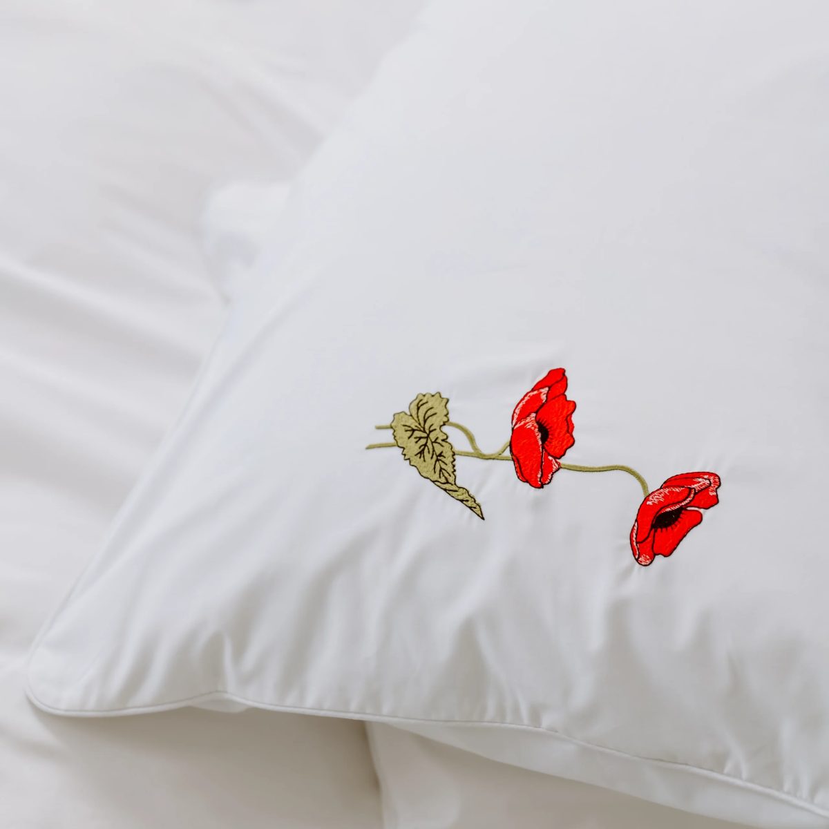 Set 2 fețe de pernă – broderie Maci